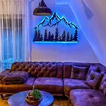 Our Story, Jahorina Daire Pale